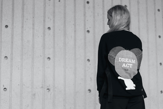 Strapped Dream Act Pullover