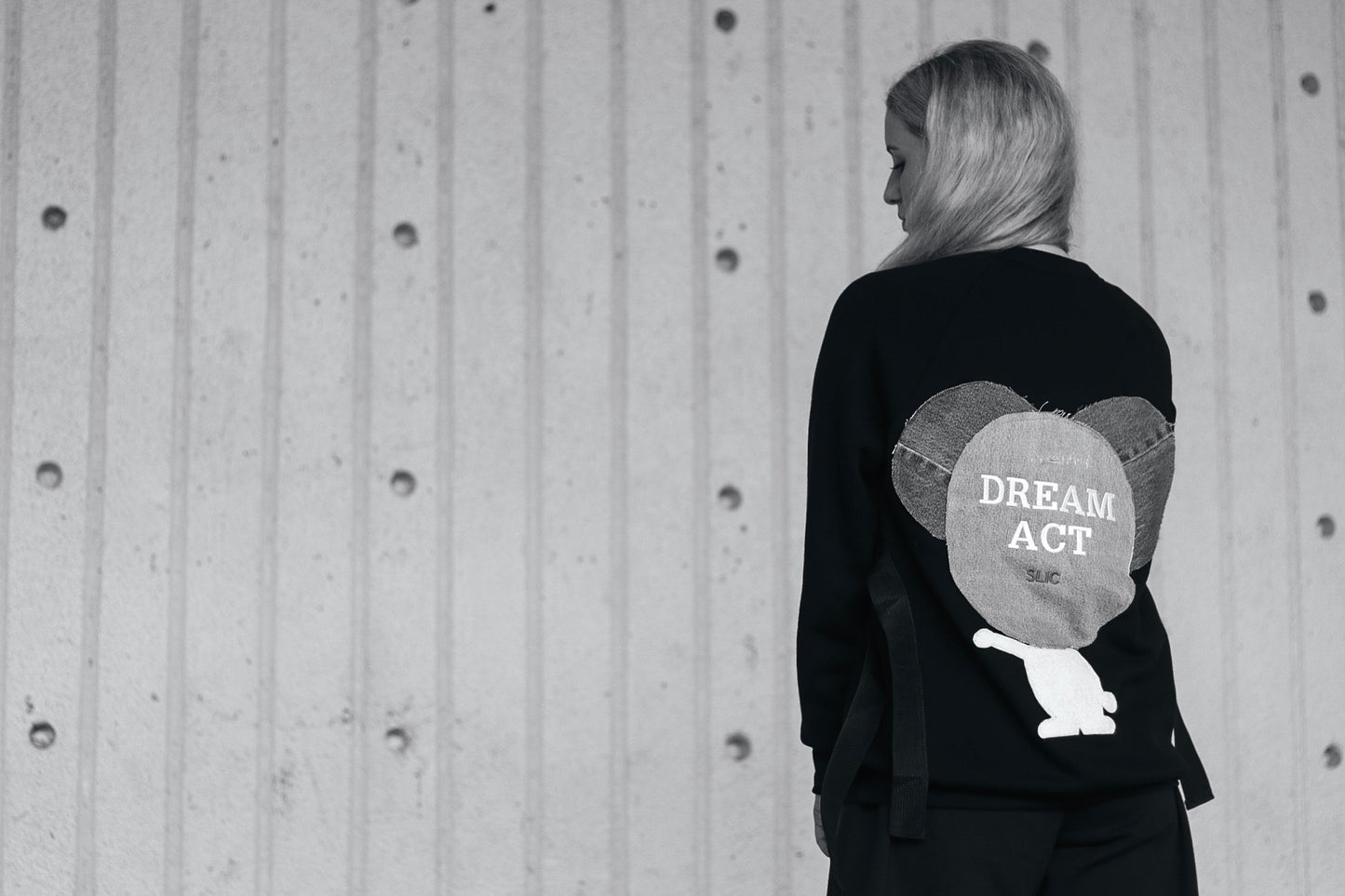 Strapped Dream Act Pullover